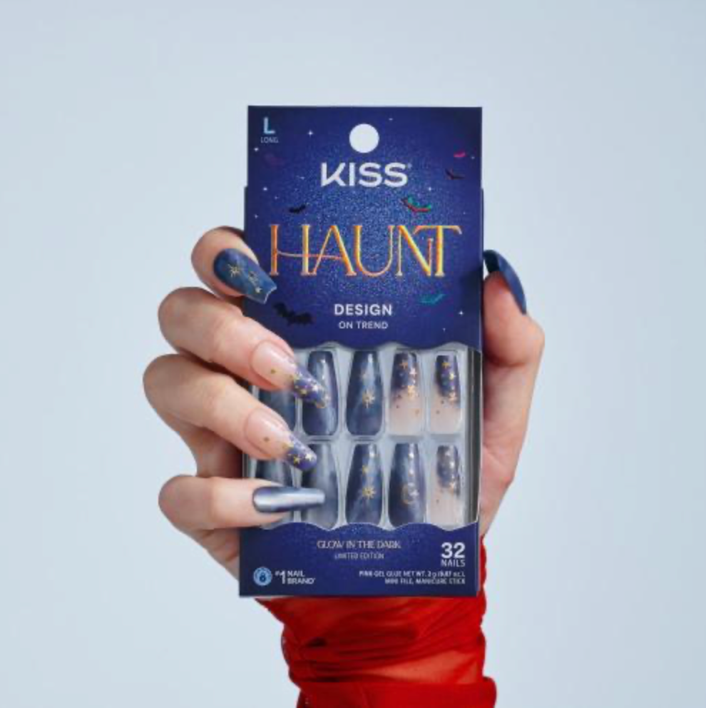 Kiss Haunt Nails Halloween 2026